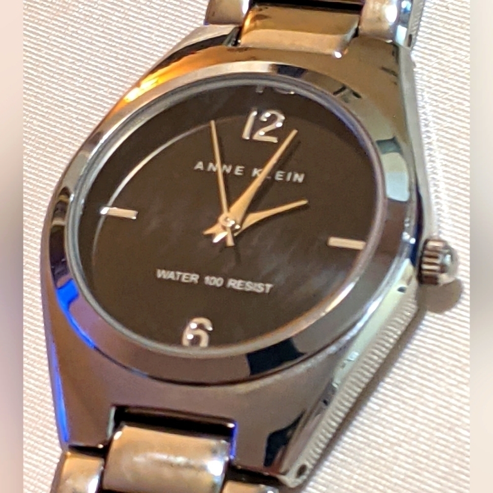 ANNE KLEIN Women's Quartz Watch Silver w/ Black Face AK/1215 WR 100FT Needs Batt